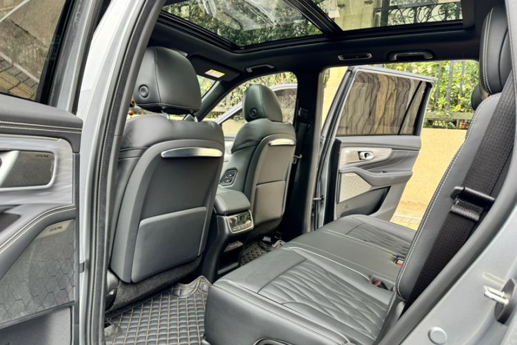 Used GAC Trumpchi GS8 2022 LINGHANG Series 2.0 TGDI Two-Wheel-Drive Luxury Edition (7 Seats)
