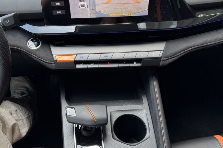 Used CHANGAN UNI-V 2024 1.5T Prestige Sport Edition
