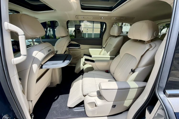 Used VOYAH Dream 2025 PHEV Four-Wheel Drive Excellence Kunpeng Edition
