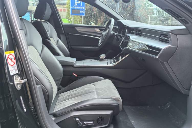 Used Audi A6L 2024 45 TFSI Prestige Dynamic Edition Interior 3