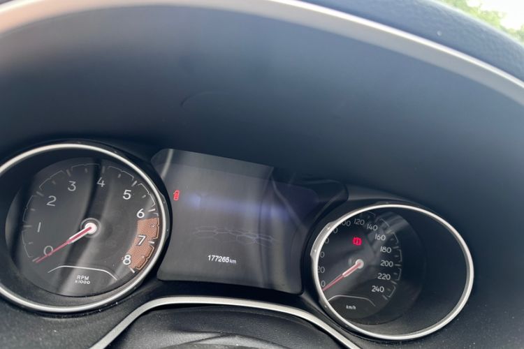 Used Jeep Compass 2017 200T Automatic Family Edition