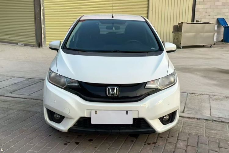 Used Honda Fit 2016 1.5L LX CVT Comfort Model Exterior 6