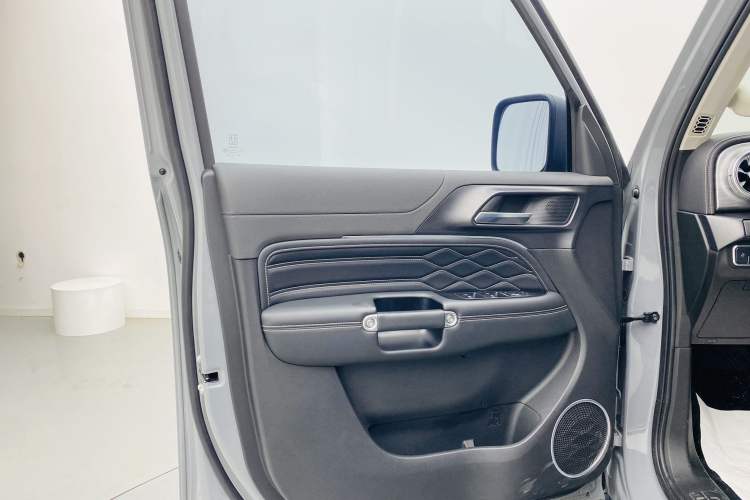 Used Tank 300 2023 Off-Road Edition 2.0T Challenger
