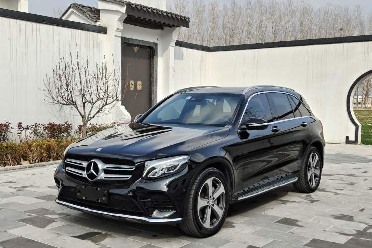 Used Mercedes-Benz GLC 2017 GLC 260 4MATIC Luxury Model