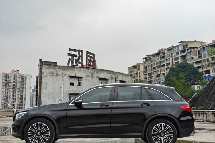 Used Mercedes-Benz GLC 2019 GLC 200 L 4MATIC Exterior 9