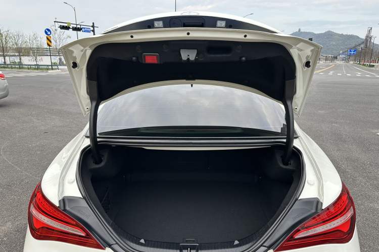 Used Mercedes-Benz CLA 2017 Facelifted CLA 200 Stylish Edition
