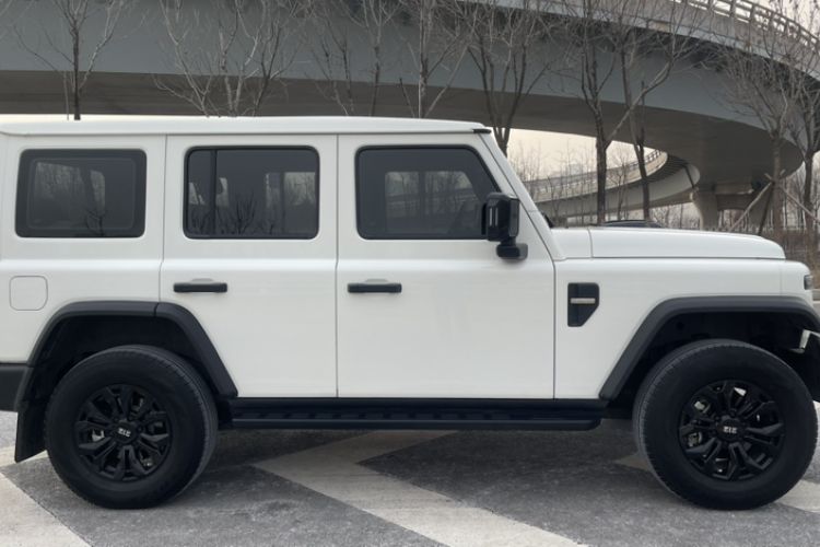 Used 212 T01 2024 2.0T Mechanic
