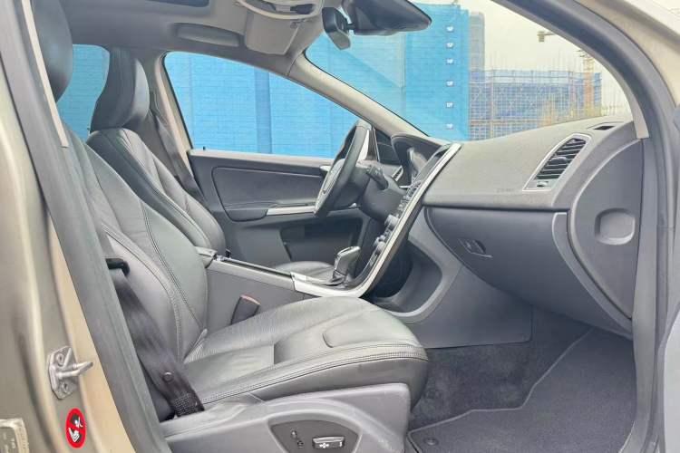 Used Volvo XC60 2014 T5 Zhiyi Edition