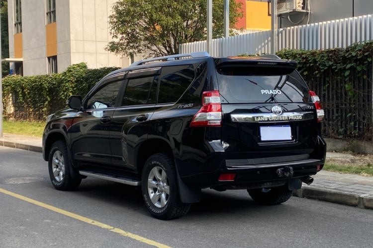 Used Toyota Prado 2014 2.7L Middle East Version Parallel Import