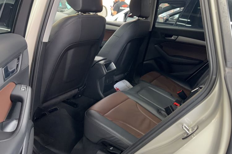 Used Audi Q5 2017 Plus 40 TFSI Ambition Model