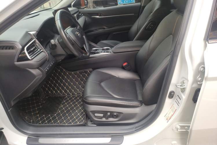 Used Toyota Camry 2023 2.5G Luxury Edition Interior 12