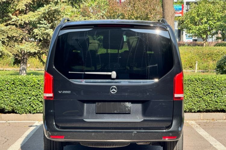 Used Mercedes-Benz V-Class 2022 V 260 Prestige Edition