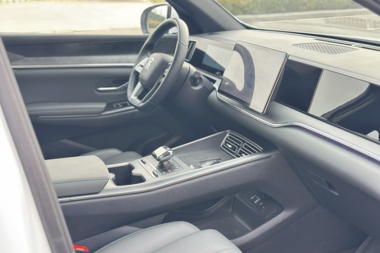 Used BYD Song Pro New Energy 2025 Second-Generation Intelligent Driving Version DM-i 115KM Superior Trim Interior 3