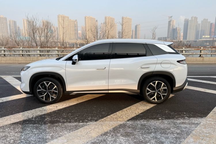 Used BYD Song L DM-i 2024 160km Beyond Edition
