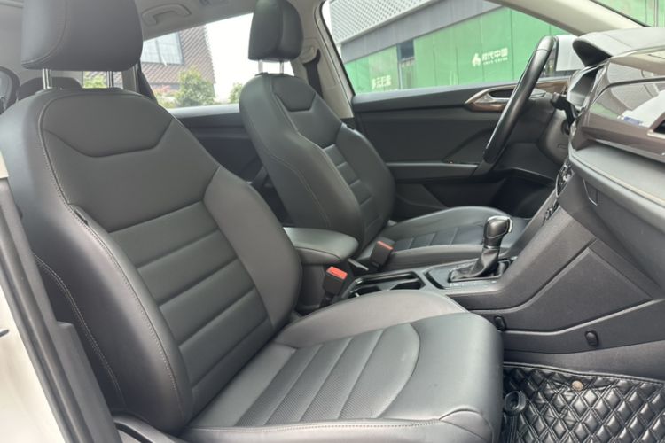 Used Volkswagen Tharu 2021 330TSI All-Wheel Drive Luxury PLUS Version
