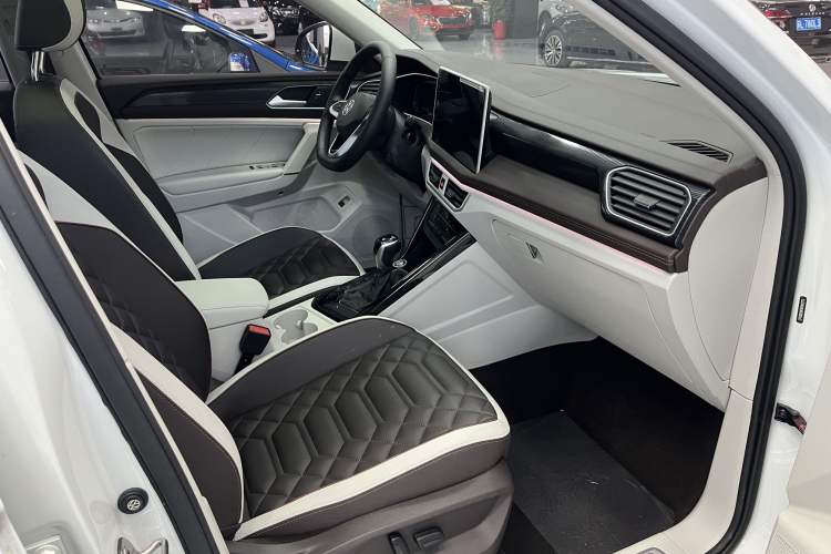 Used Volkswagen Tayron 2023 280TSI Two-Wheel-Drive Luxury Plus Advanced Version Interior 6