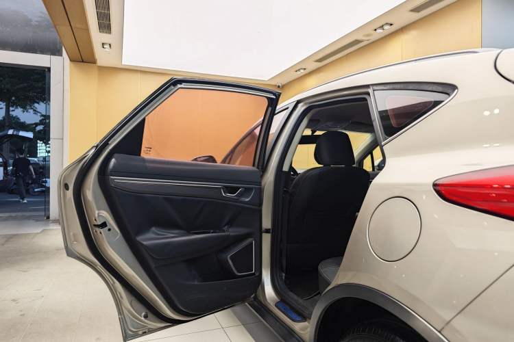 Used Geely Auto Emgrand GS 2016 Elegant Edition 1.8L Manual LingShang Model Exterior 12