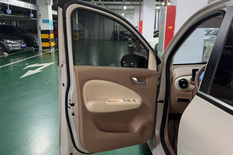 Used Wuling Hongguang MINIEV 2025 Four-Door Version Zhenxiang+ Edition Interior 4