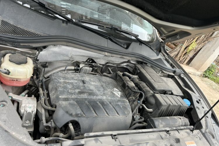 Used BORGWARD BX5 2020 20TGDI Automatic Two-Wheel Drive Pioneer Edition Interior 7