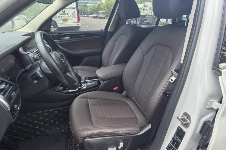 Used BMW X3 2020 xDrive25i M Sport Package Interior 2