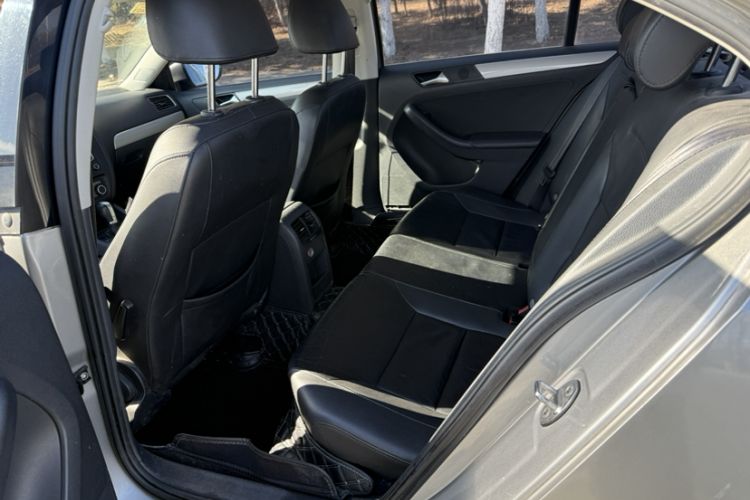 Used Volkswagen Sagitar 2014 Revised Version 1.6L Automatic Comfort Edition
