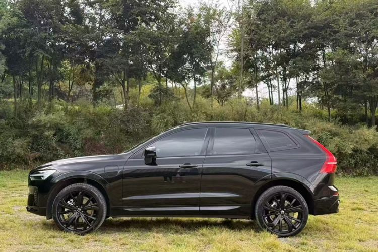 Used Volvo XC60 New Energy 2024 T8 Plug-in Hybrid Long-Range All-Wheel Drive Zhiyuan Polar Night Edition