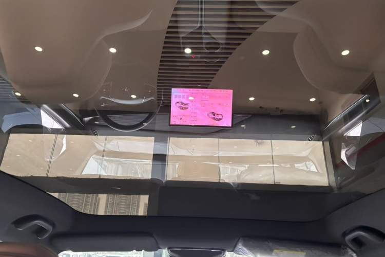 Used ARCFOX Alpha T5 2025 520 PRO
