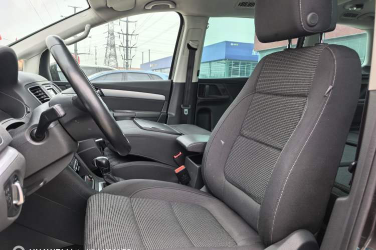 Used Volkswagen Sharan 2018 Revised Version 380TSI Comfort Edition 7-Seater
