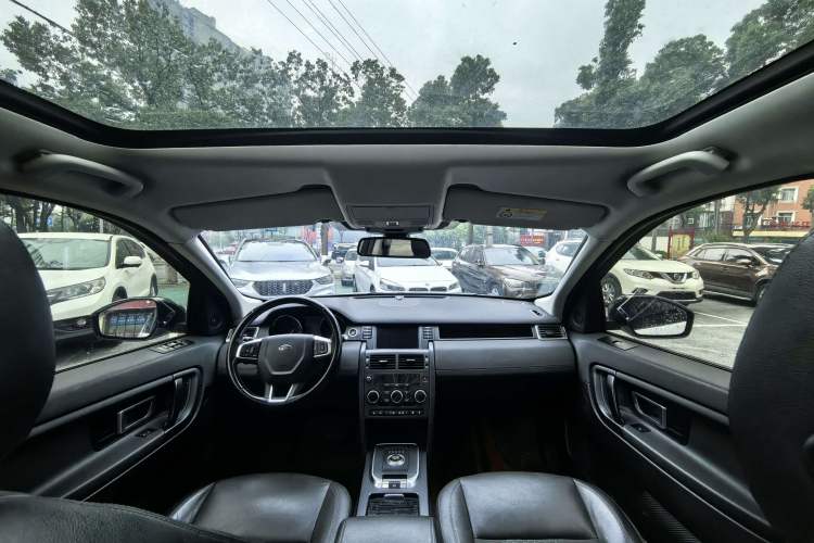Used Land Rover Discovery Sport 2019 240 PS PURE Edition China V Standard