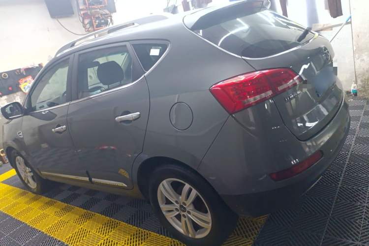 Used JAC Refine S5 2014 2.0T Manual Luxury Edition