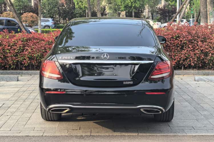 Used Mercedes-Benz E-Class 2019 E 260 L Exterior 5