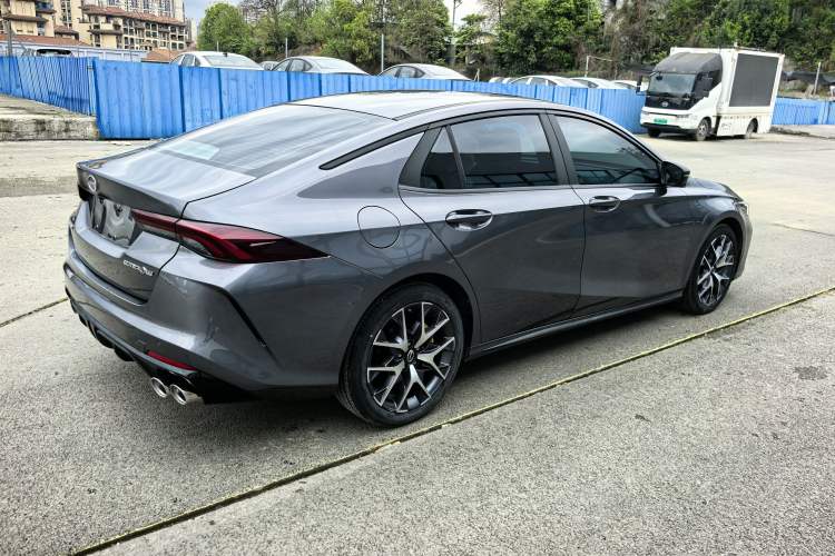 Used GAC Trumpchi EMPOW 2021 270T DCT J16 Version Exterior 5