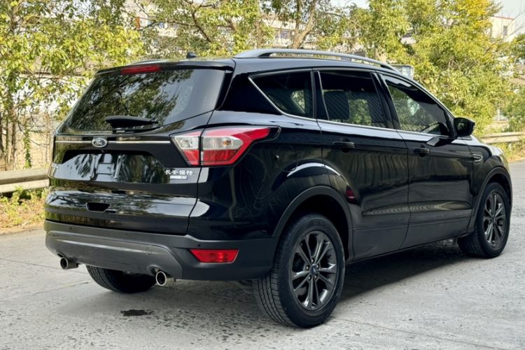 Used Ford Kuga 2019 EcoBoost 180 Two-Wheel-Drive Platinum Edition China VI Standard
