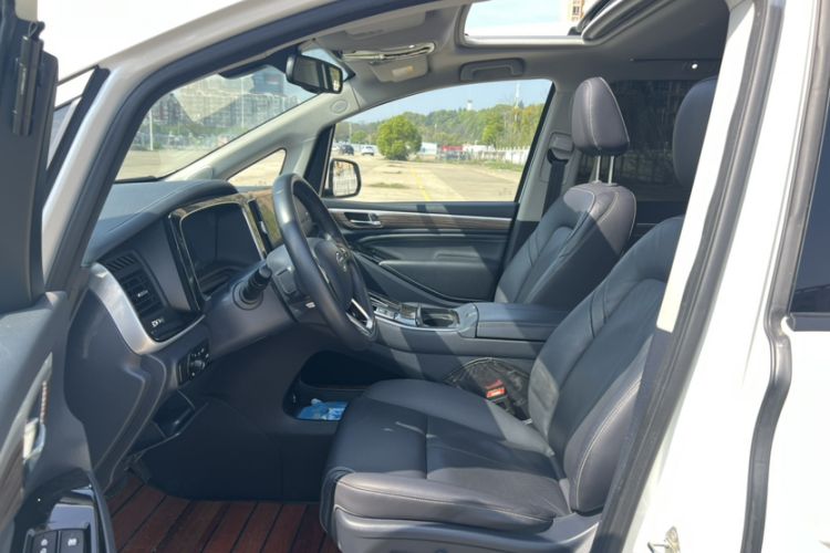 Used GAC Trumpchi M8 2021 Lingxiu Series 390T Deluxe Edition Interior 11