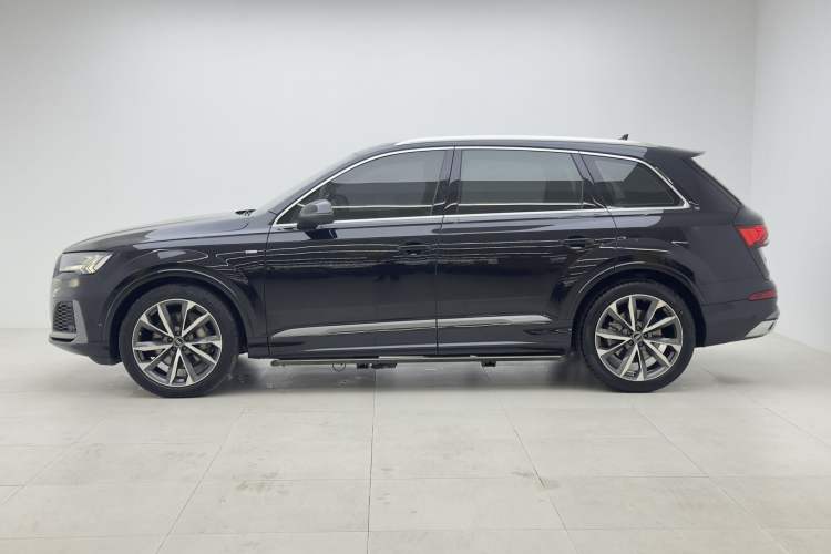 Used Audi Q7 2021 55 TFSI quattro S line Sport model Exterior 7
