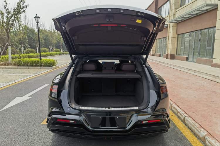 Used Denza Z9GT 2024 1100 Four-Wheel Drive Max Edition
