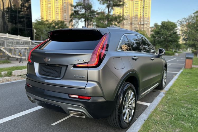 Used Cadillac XT4 2021 28T Two-Wheel Drive Luxury Version
