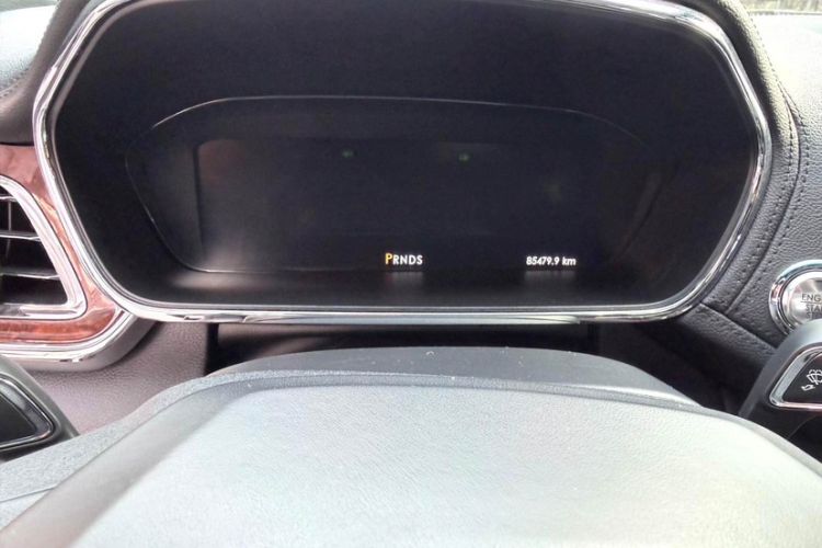 Used Lincoln Continental 2018 2.0T Two-Wheel Drive Deluxe Edition Odometer Close Up