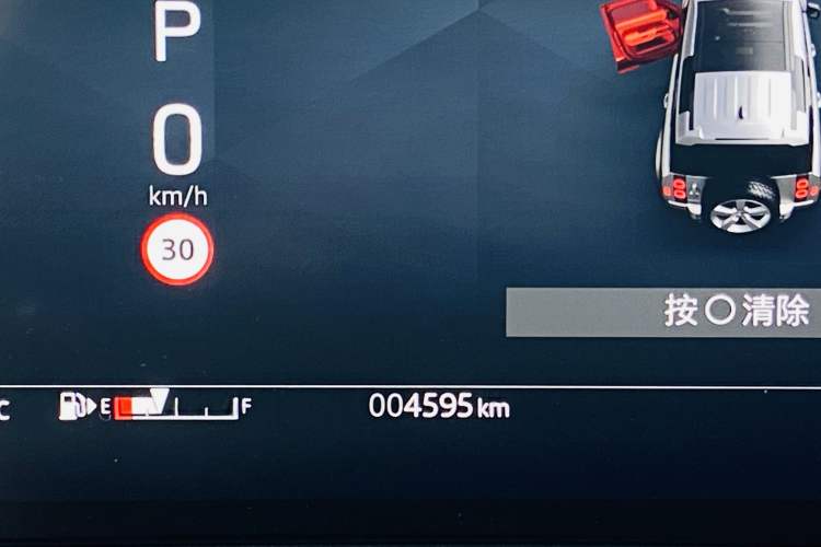 Used Land Rover Defender 2024 110 3.0T P400 Dark Edition Odometer Close Up