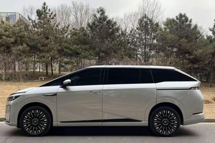 Used XPeng X9 2026 Model—Range-Extended Version 1602 Ultra
