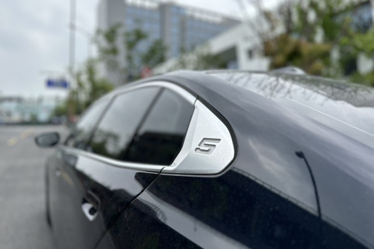 Used BMW 5 Series 2024 530Li Leading Model M Sport Package
