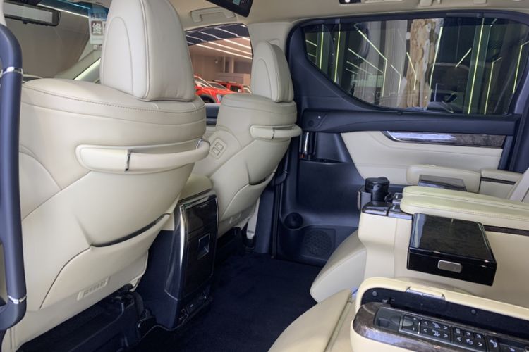 Used Toyota Vellfire 2019 Dual-Engine 2.5L HV Prestige Edition