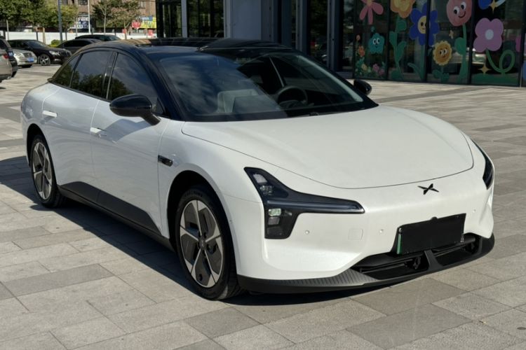 Used XPeng MONA M03 2024 620 with Ultra-Long Range
