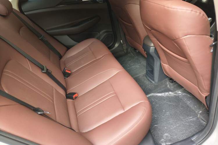 Used CHANGAN Eado DT 2019 1.6L Manual Comfort Model China VI Standard