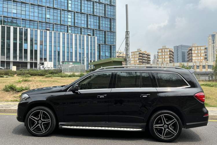 Used Mercedes-Benz GLS 2017 GLS 400 4MATIC Fashion Edition Exterior 6