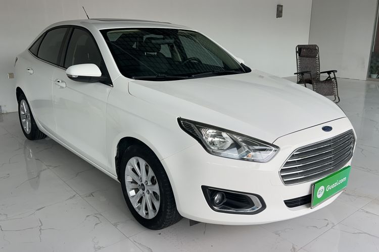 Used Ford Escort 2015 1.5L Automatic Fashion Model