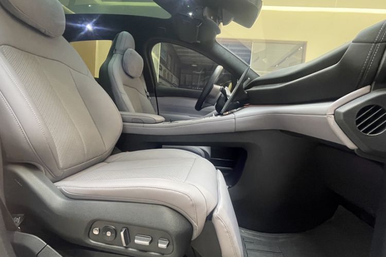 Used Nio EC6 2023 75 kWh