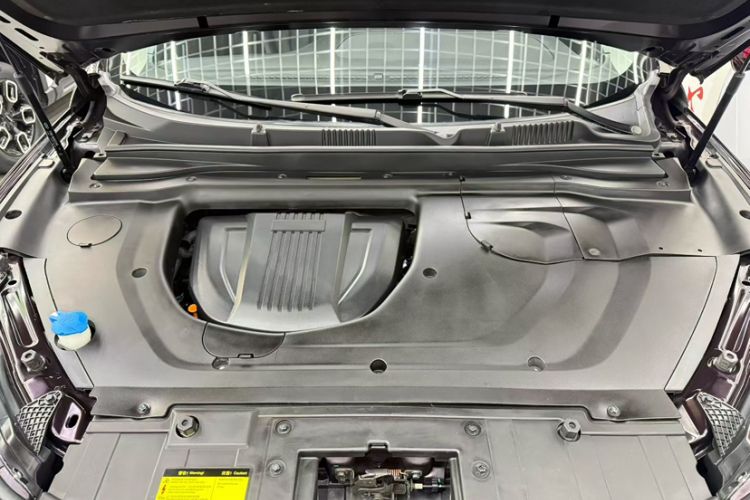 Used JETOUR X90 2020 1.6T DCT Shadow Edition 7-Seater
