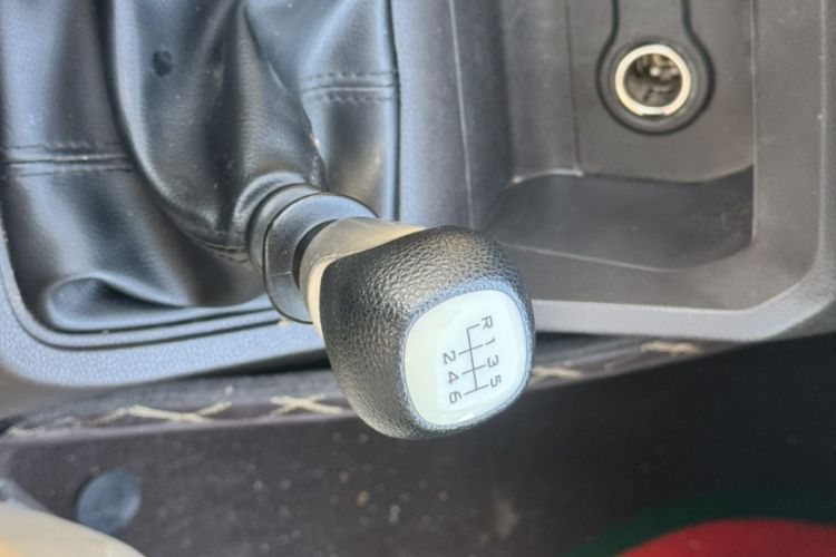 Used Wuling Hongguang 2021 1.5L Revised S Standard Version with Electric Power Steering LAR Gear Lever