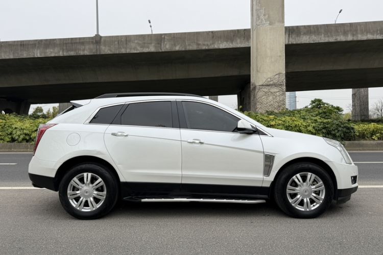 Used Cadillac SRX 2015 3.0L Comfort Version
